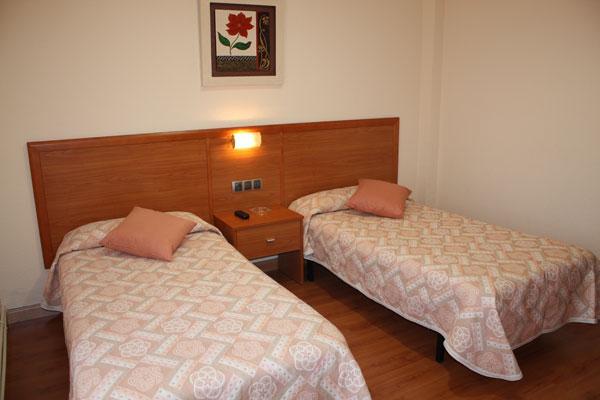 Hostal Restaurante Irunako Villafria Room photo